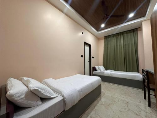 whatsapp_image_2025-12-15_at_22